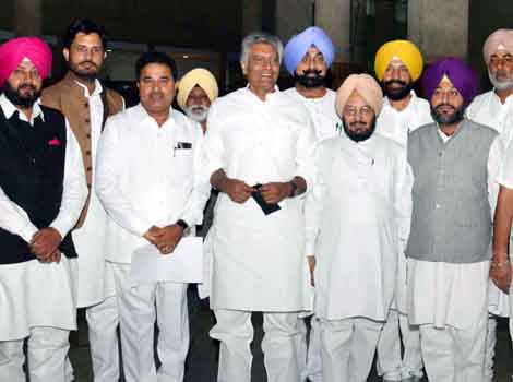 Congress stages walk out in Punjab Assembly