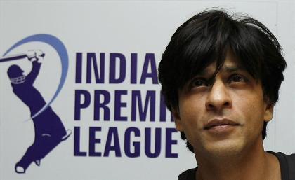 SRK drops ‘fresh’ hint about `Manwa Emotion`