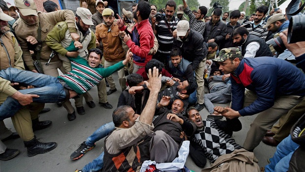 Kashmir Police Detain Kupwara District Legislator Rashid