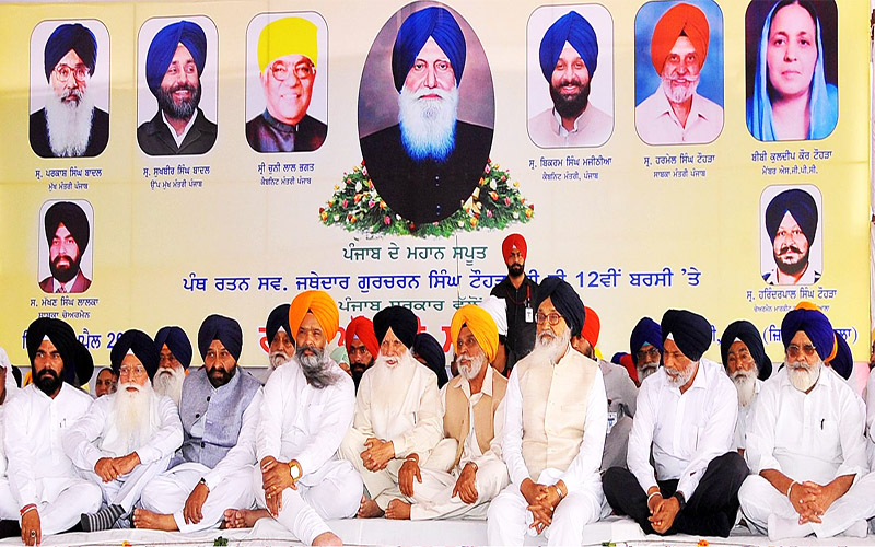 AAP A PACK OF FUGITIVES AND ANTI-PUNJAB ELEMENTS- BADAL