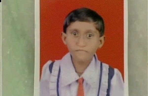 Maharashtra drought: 12-year-old dies of heat stroke while fetching water for family