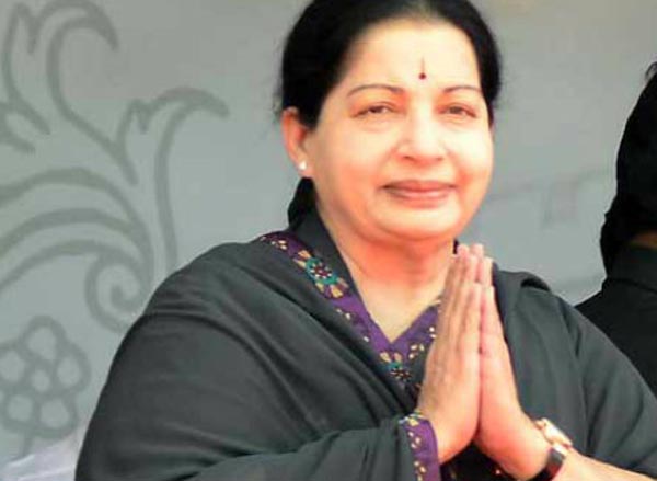Tamil Nadu polls: Jaya promises free mobiles, breakfast in manifesto
