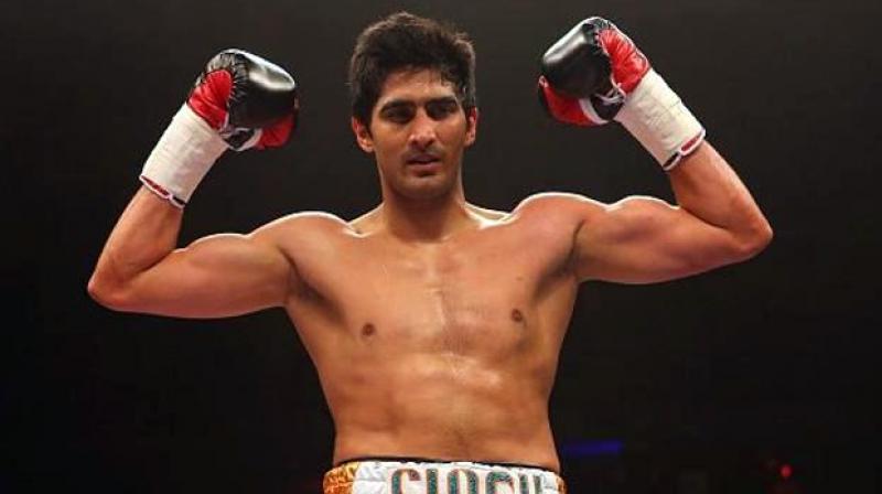 High five! Vijender Singh pummels Royer in longest bout so far