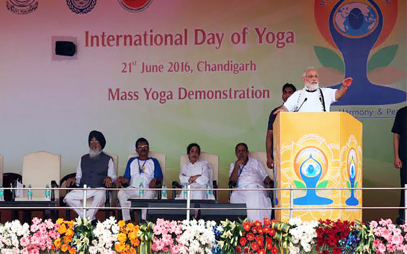 10,000 volunteers from Punjab participated in international Yoga Day