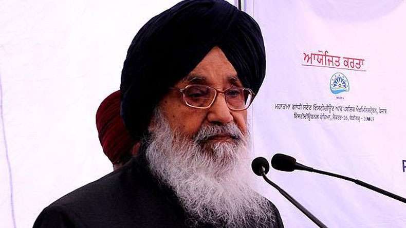 AKALI MPs TO RAISE ISSUE OF PLIGHT OF SIKHS IN VALLEY WITH GoI- BADAL