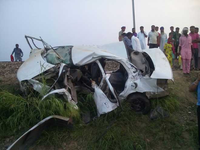 Mansa: 3 dead as goods train rams into car at unmanned crossing in Mansa