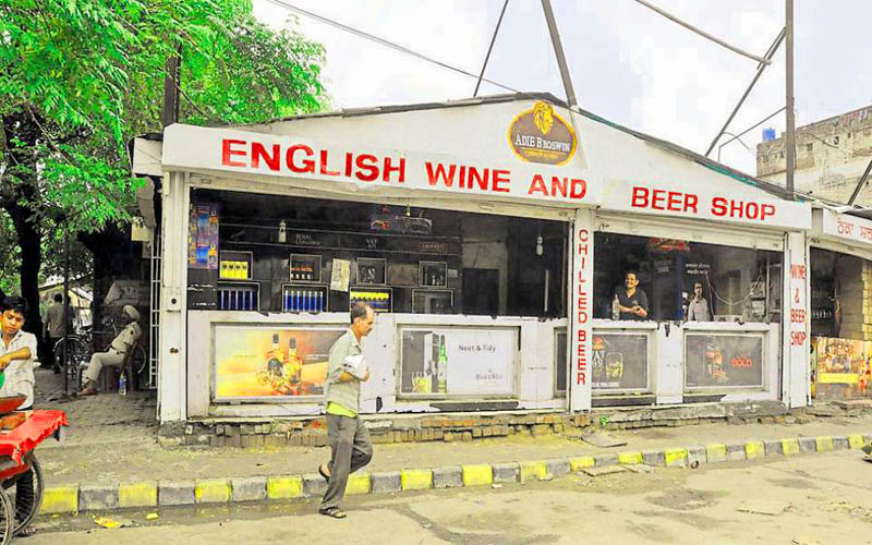 No liquor at highway vends, pubs, bars or restaurants, rules Supreme Court