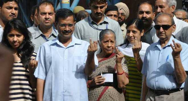 54% turnout in Delhi civic polls, AAP cries foul over ‘faulty EVMs’