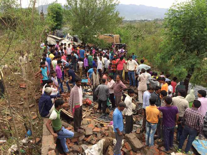 8 killed, 15 injured as factory wall collapses at Baddi town of Himachal