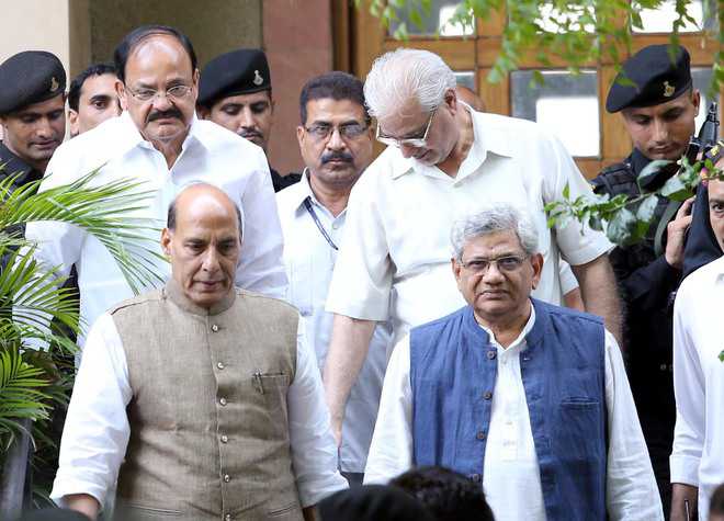 BJP team meets Oppn, but no word on Prez nominee