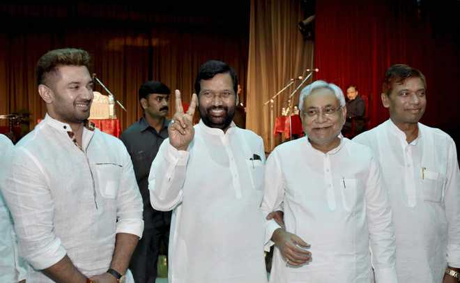 Nitish expands Cabinet, inducts 27 new ministers