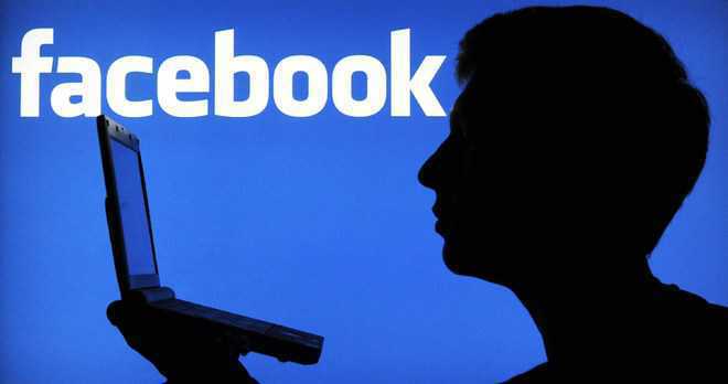 Facebook knows it has 270 mn fake accounts