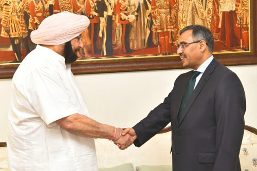 Pak envoy calls on Punjab CM, Both agree on need to promote trade