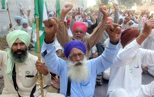 Farm unions allow all trains to pass through Punjab for 15 days from Nov 23