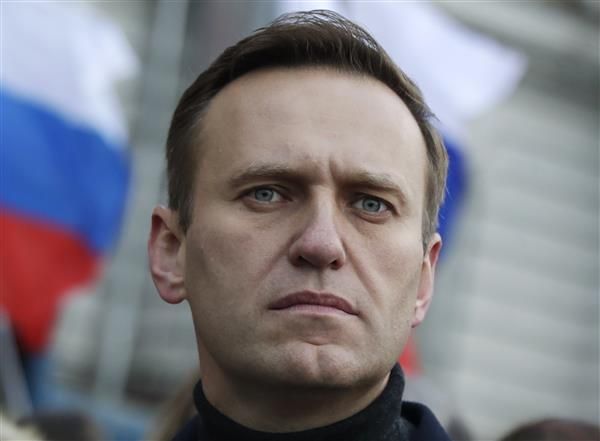 Putin critic ‘could die at any moment’: Navalny’s doctor