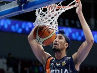 ‘End ban on Sikh basketball players with turbans’
