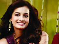 Dia Mirza stands for Jammu and Kashmir flood victims
