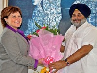 Christy Clark calls on deputy chief minister Sukhbir Badal