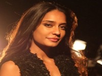 Lisa Haydon: Queen Made Solo Heroine in The Shaukeens Possible