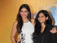 Sisters Sonam and Rhea Kapoor to launch own fashion label