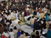 At least 52 killed in suicide attack at Wagah border in Pakistan