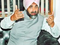 Manpreet condemns naked goondaism unleashed by Akalis