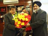 Sukhbir Calls on Gadkari to put National Highways projects in Punjab on fast track