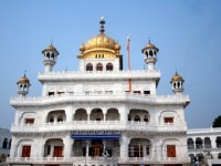 Implement original Nanakshahi calendar : US gurdwara panel