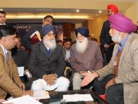 Badal exhorts Punjabi diaspora to establish NRI sachool across the state