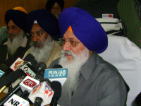 World Cup : SGPC protests ‘ban’ on kirpan