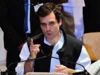 Rahul on sabbatical, wants to ‘sack many senior Congress leaders’