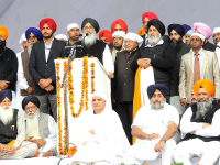 Hola Mohalla Conference : Badal all praise for NDA’s policies