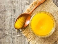 Yellow VS white: Which variety of desi ghee is healthier and why