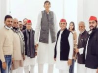 India’s Tallest Man Dharmendra Pratap Singh Joins Samajwadi Party Ahead Of UP Elections