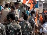 Tension prevails in Telangana’s Nizamabad after scuffle between TRS, BJP activists