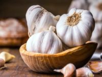 Reasons why you should eat more garlic