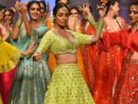 Watch Video: Malaika Arora grooves to Chaiyya Chaiyya as she turns showstopper for a fashion show