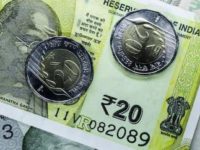 Rupee Tumbles As US Yields Trigger Premium Decline